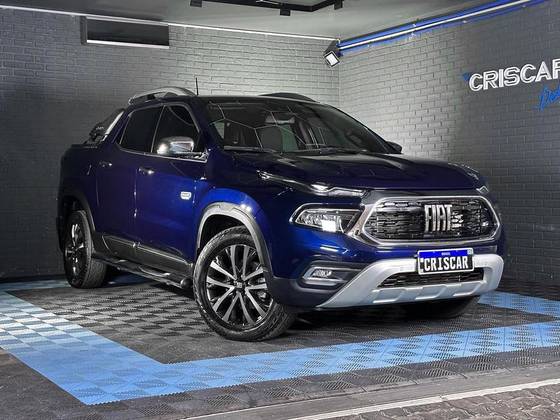 FIAT TORO 2.0 16V TURBO DIESEL RANCH 4WD AT9 FIAT TORO 2.0 16V TURBO DIESEL RANCH 4WD AT9